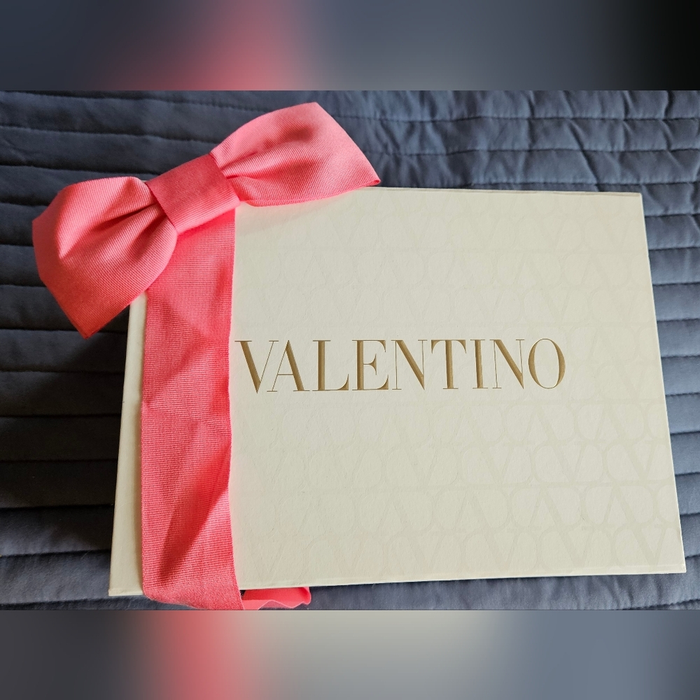 Valentino Gift Box